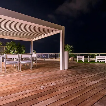 Uhaina, Terrasse De 230m2 A Apartment