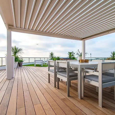 Apartment Uhaina, Terrasse De 230m2 A *